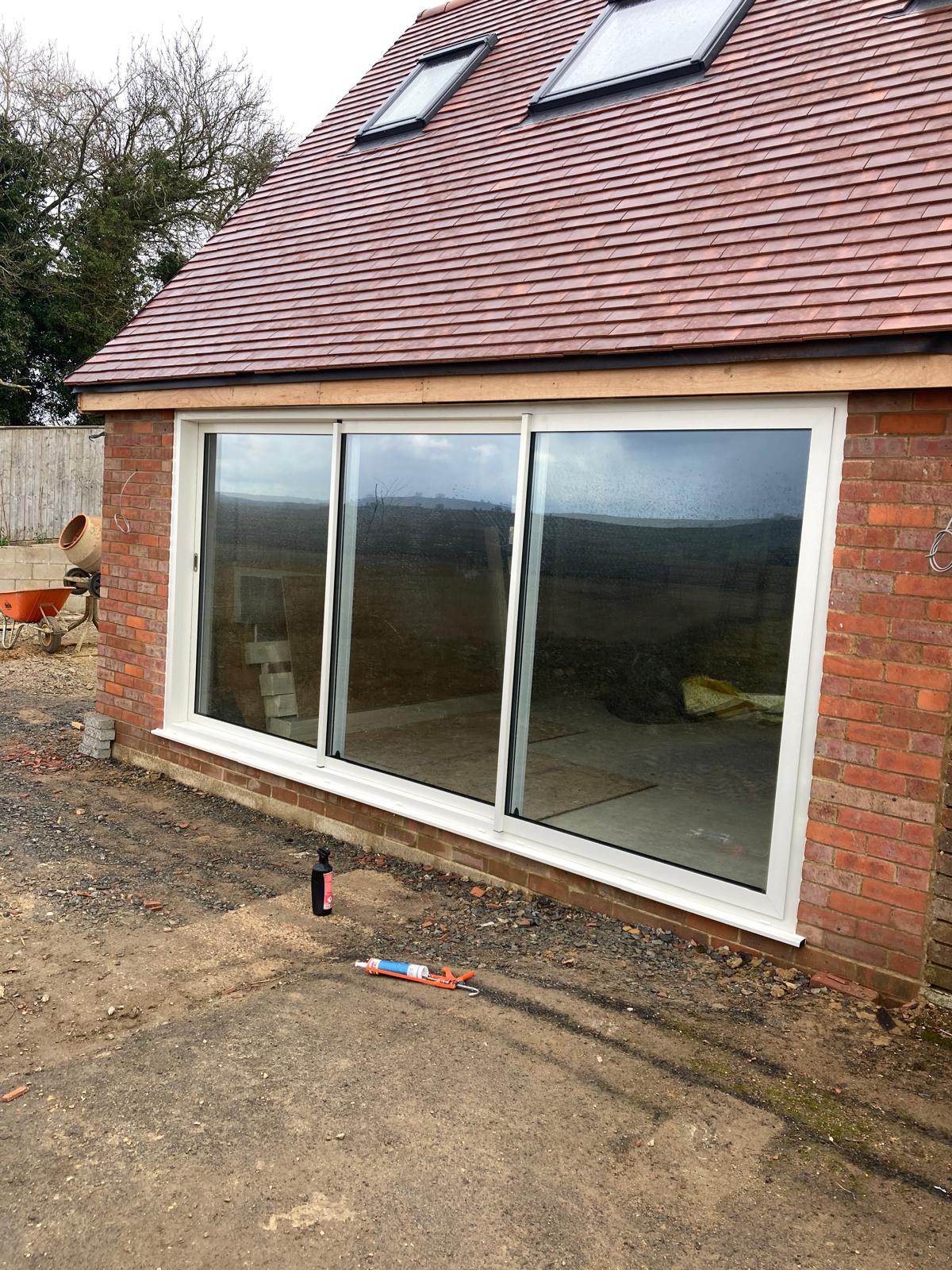aluminium-sliding-door-instalation-Winchendon